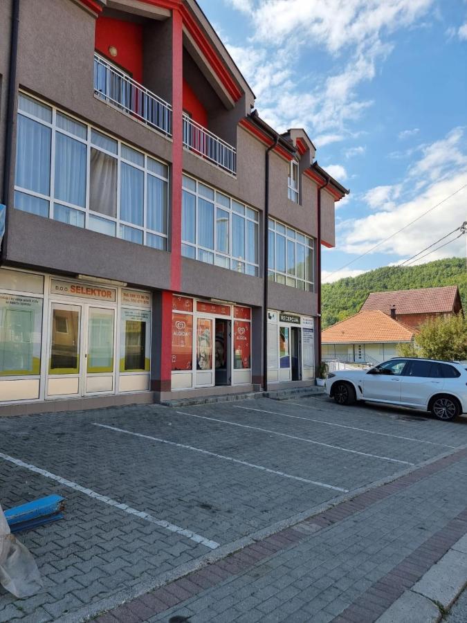 Apartmani Selektor Bijelo Polje Exterior photo